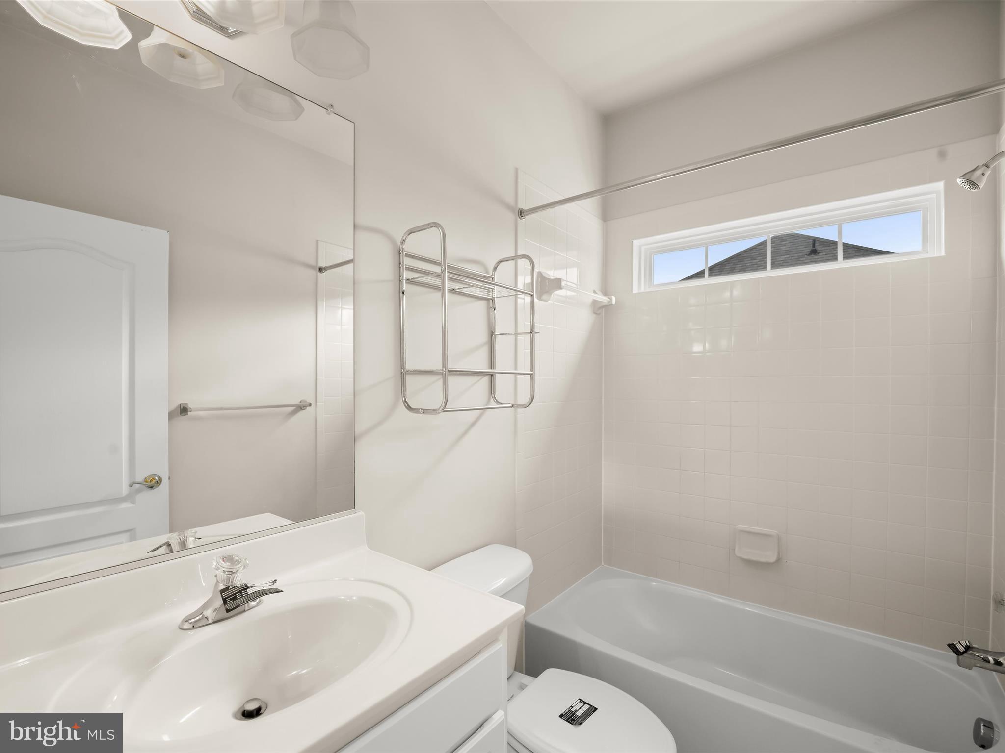 2074 DOWNSHIRE COURT