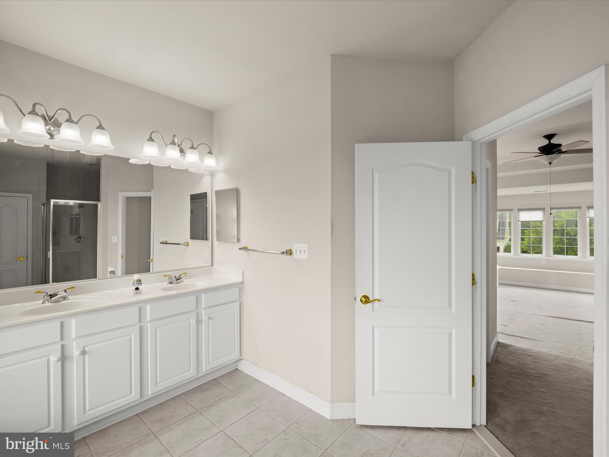 2074 DOWNSHIRE COURT