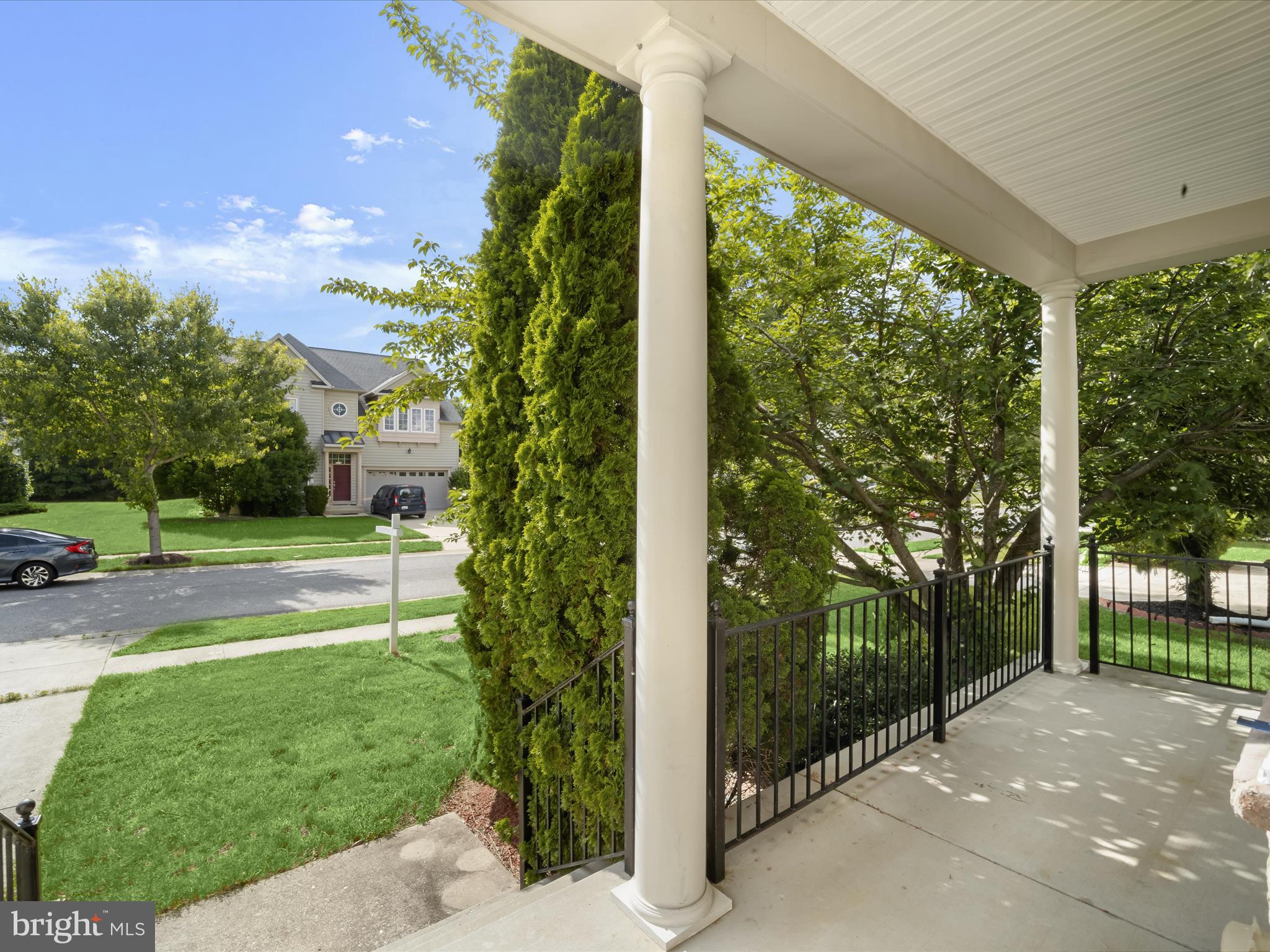 2074 DOWNSHIRE COURT