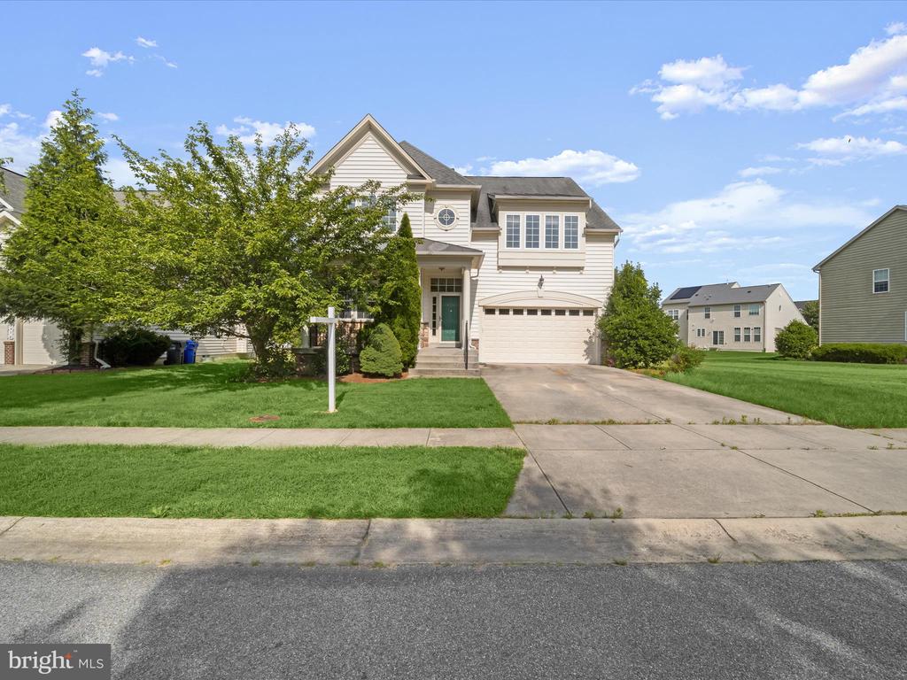2074 DOWNSHIRE COURT
