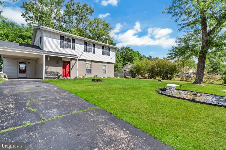 702 University Dr