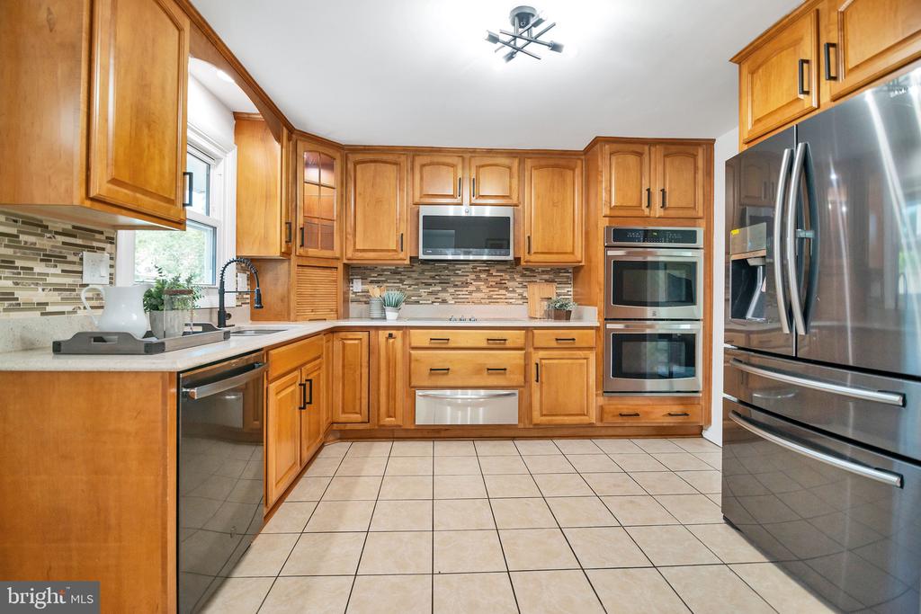 2418 PINEFIELD ROAD