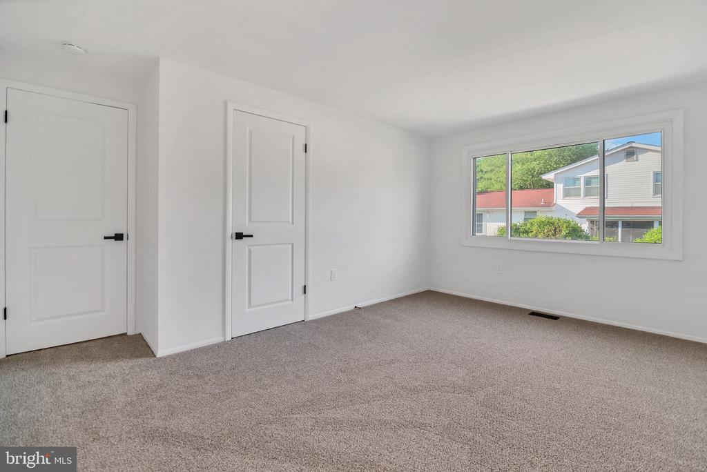 2418 PINEFIELD ROAD
