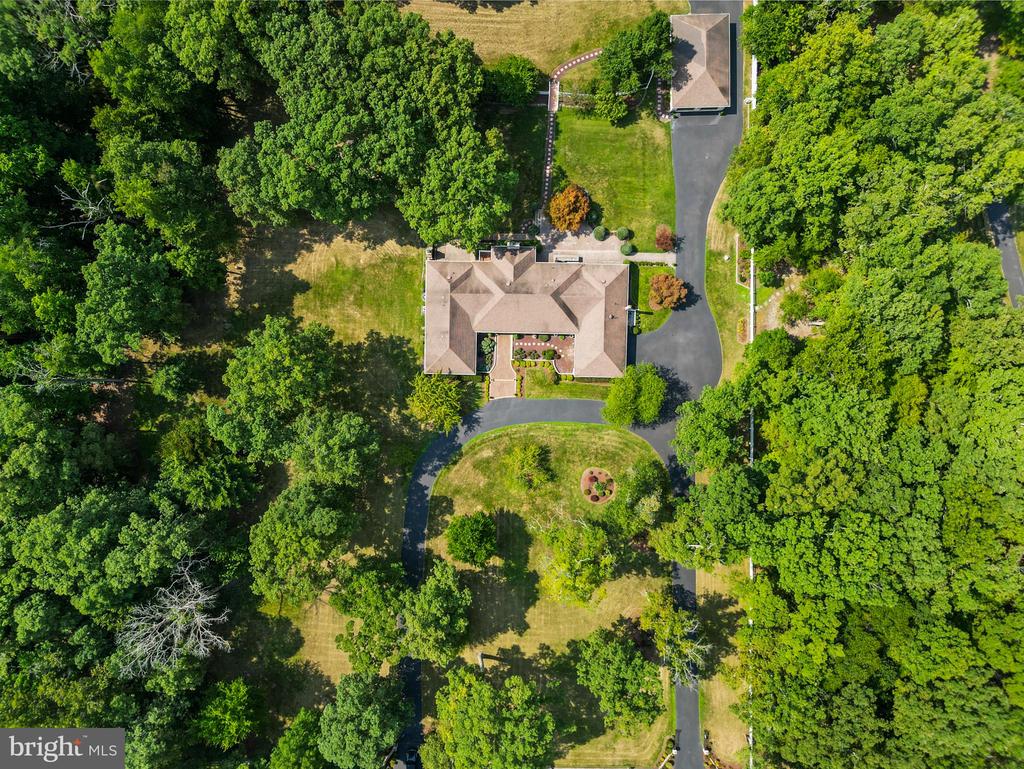 8880 MITCHELL ROAD