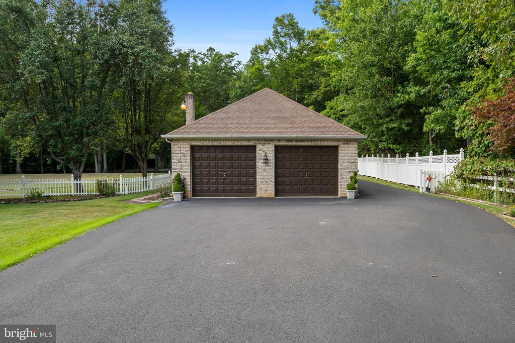 8880 MITCHELL ROAD