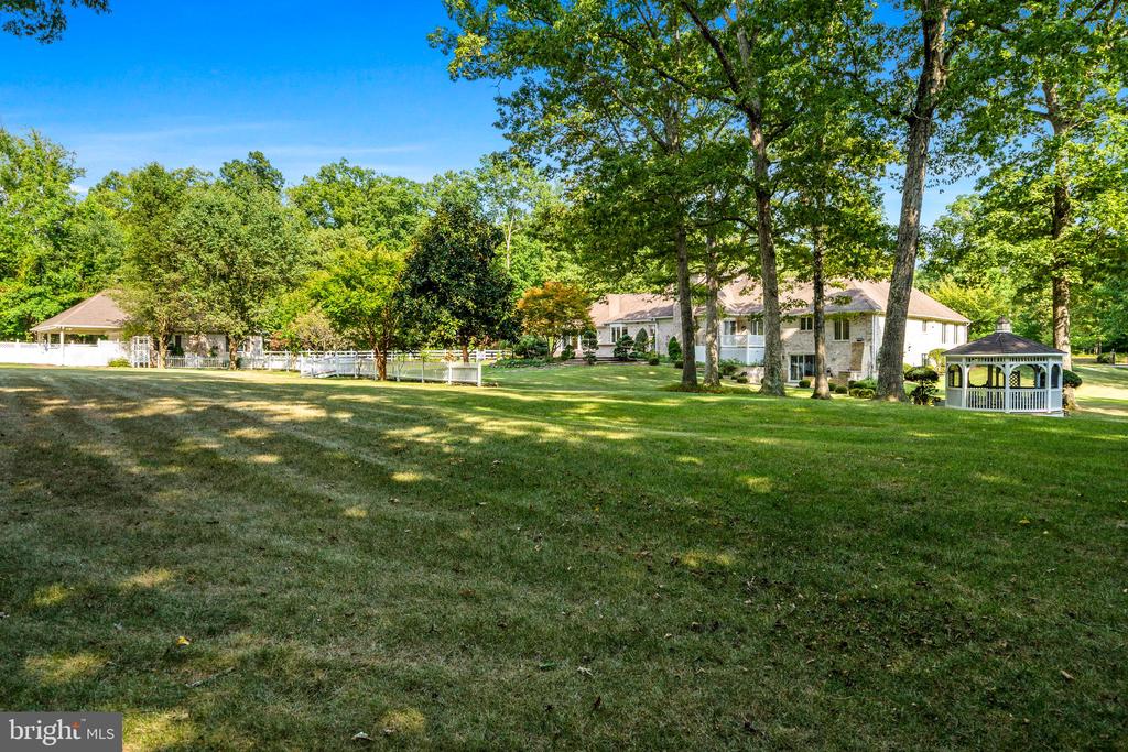 8880 MITCHELL ROAD