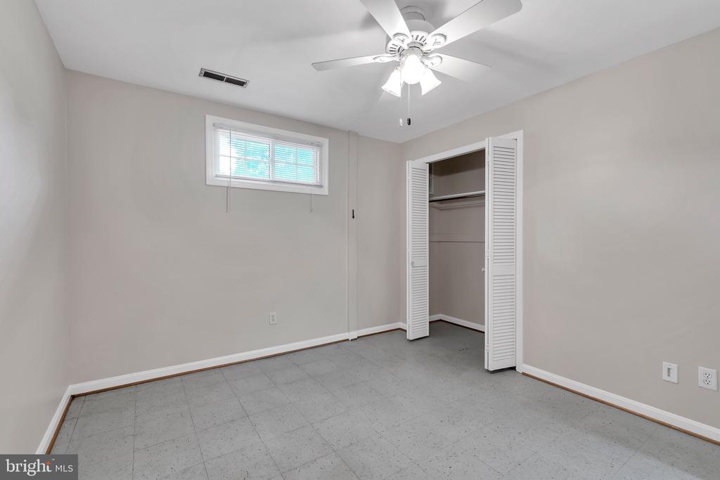 7906 Wicker Ln