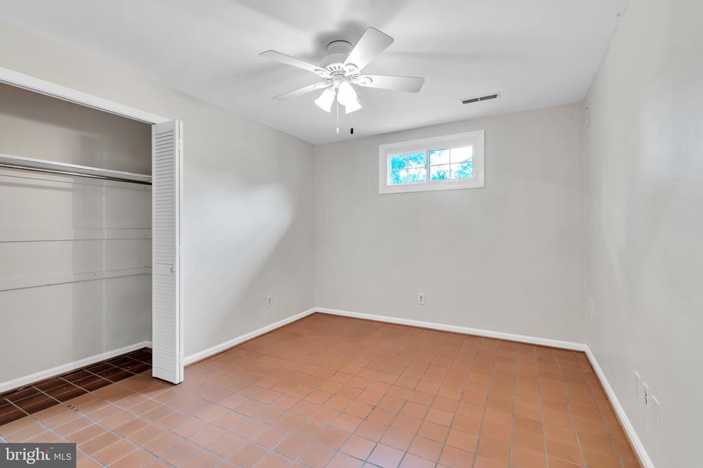 7906 Wicker Ln