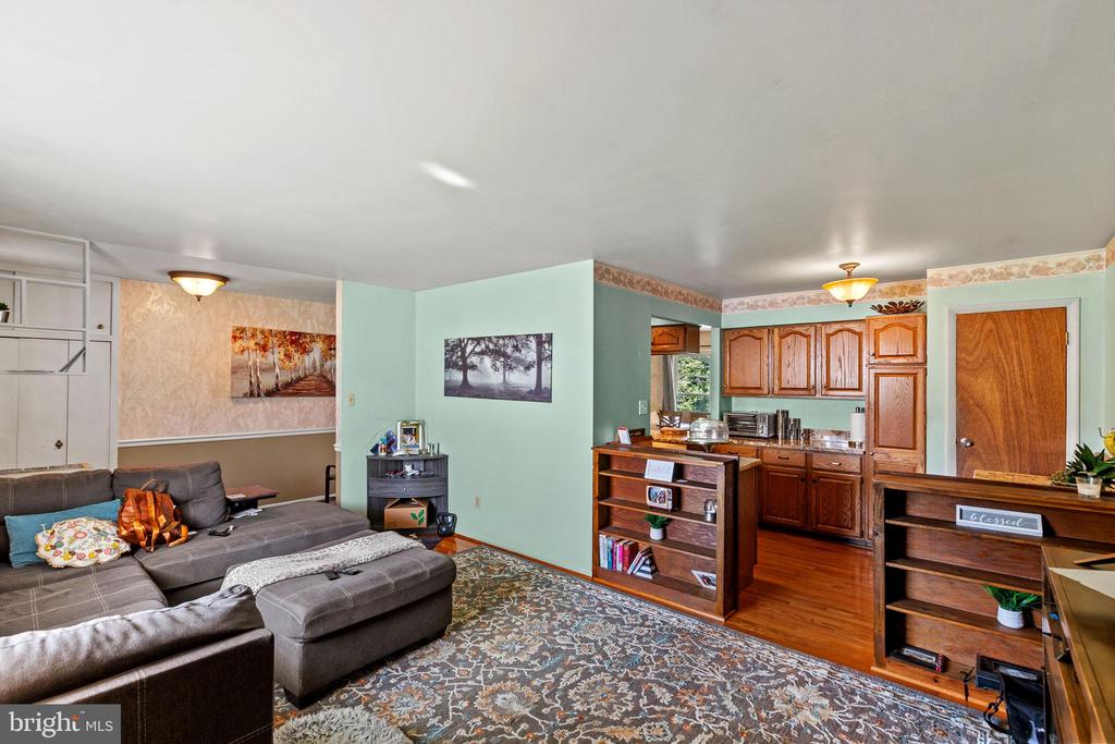 6850 ARBOR LANE