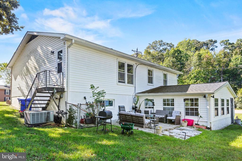 6850 ARBOR LANE