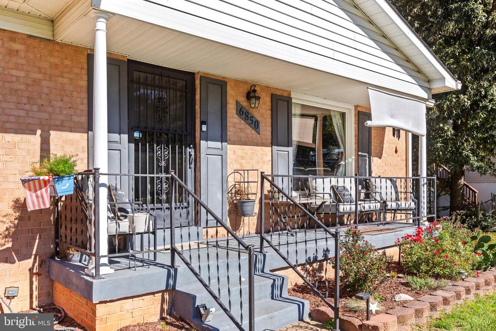 6850 ARBOR LANE