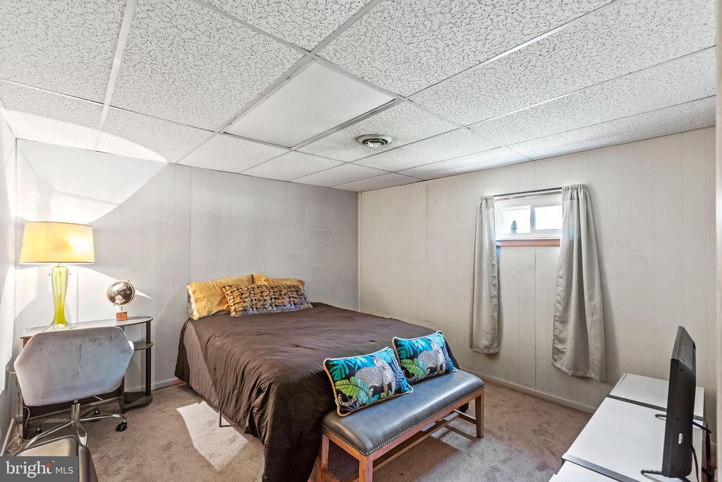 6850 ARBOR LANE