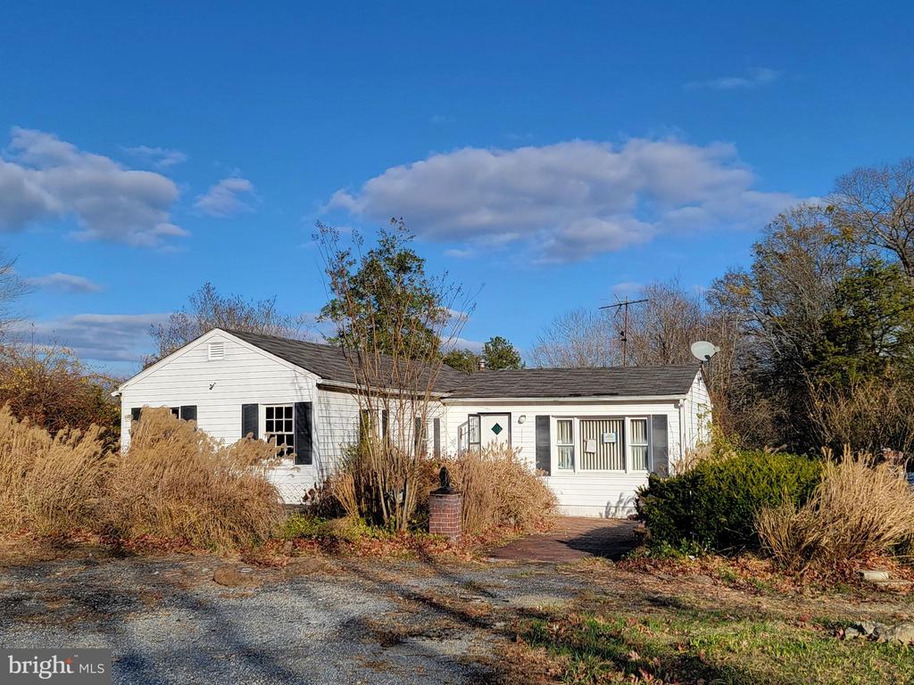 3720 MOUNT PLEASANT ROAD
