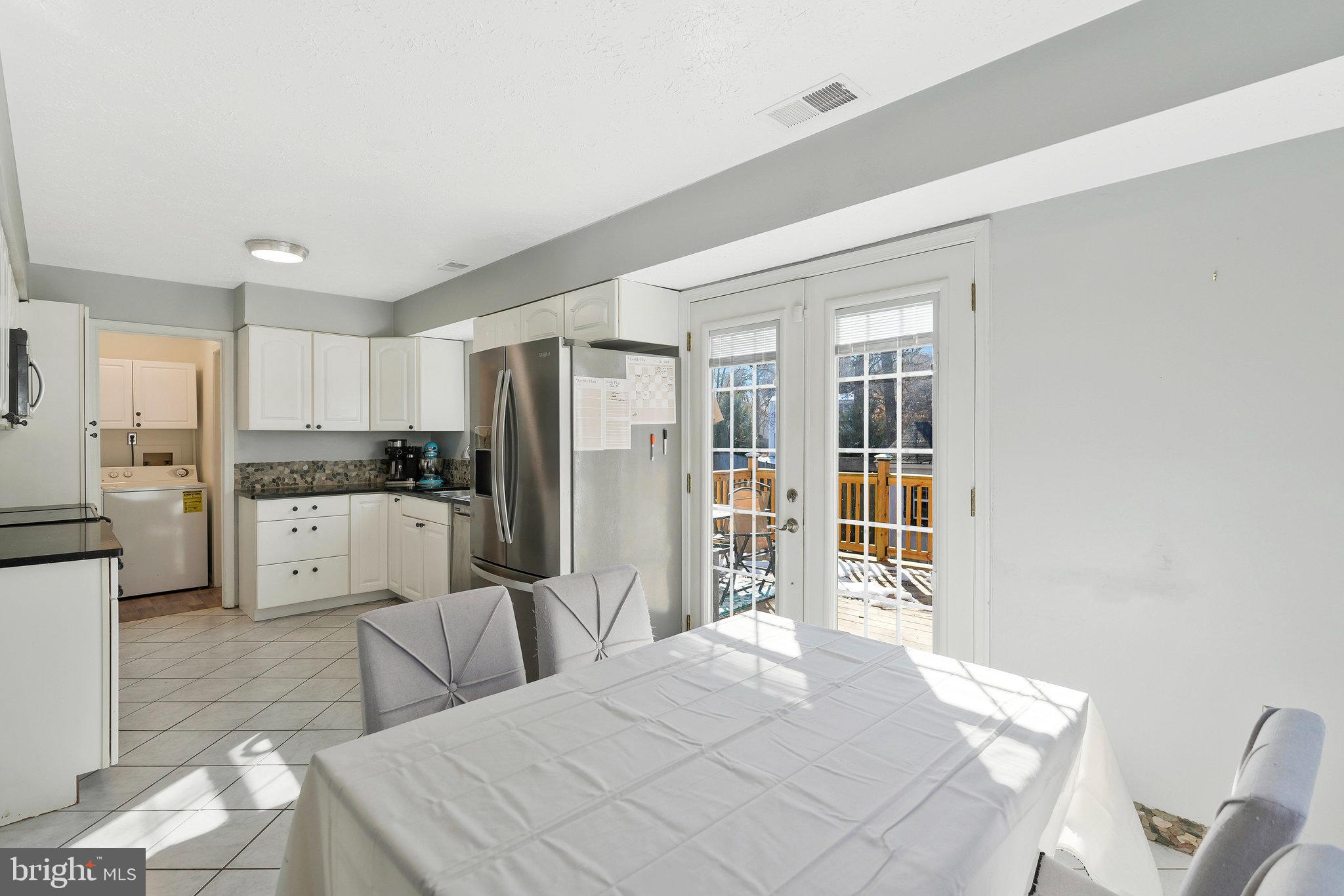 4112 BROADBILL DRIVE