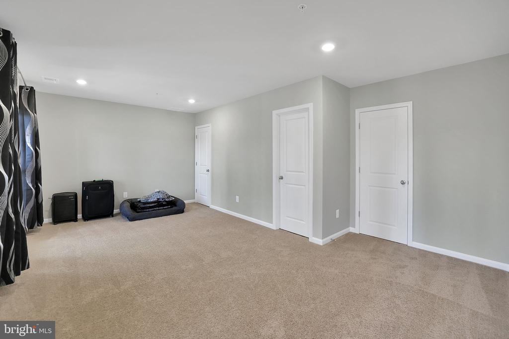 9562 RUTHERGLEN PLACE
