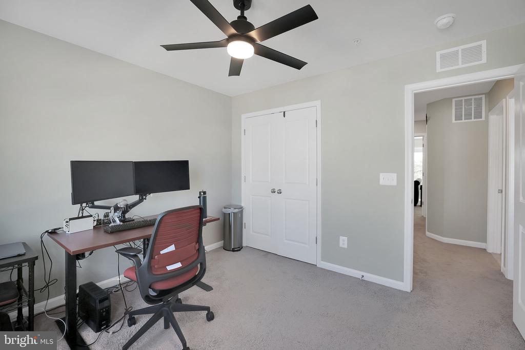 9562 RUTHERGLEN PLACE