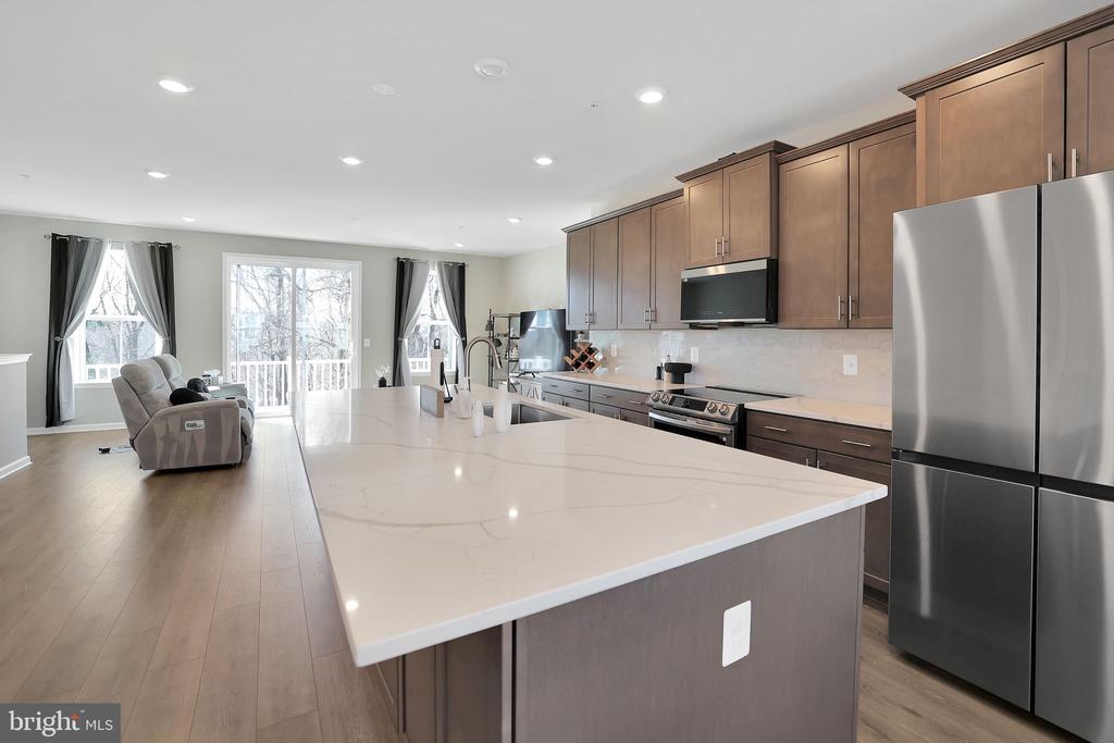 9562 RUTHERGLEN PLACE