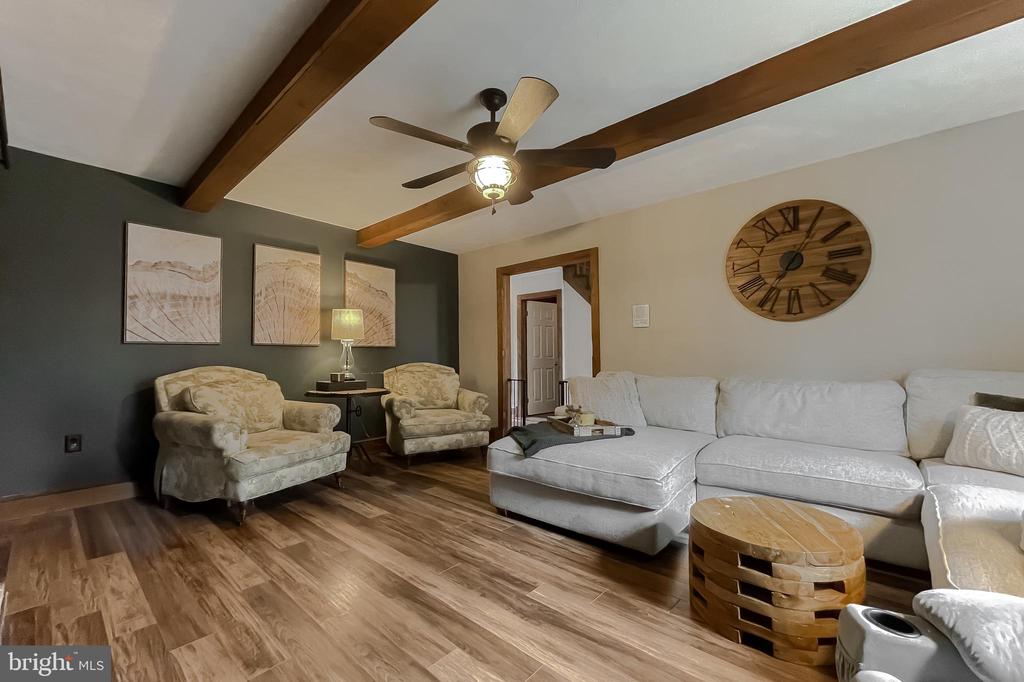11426 DANUBE COURT