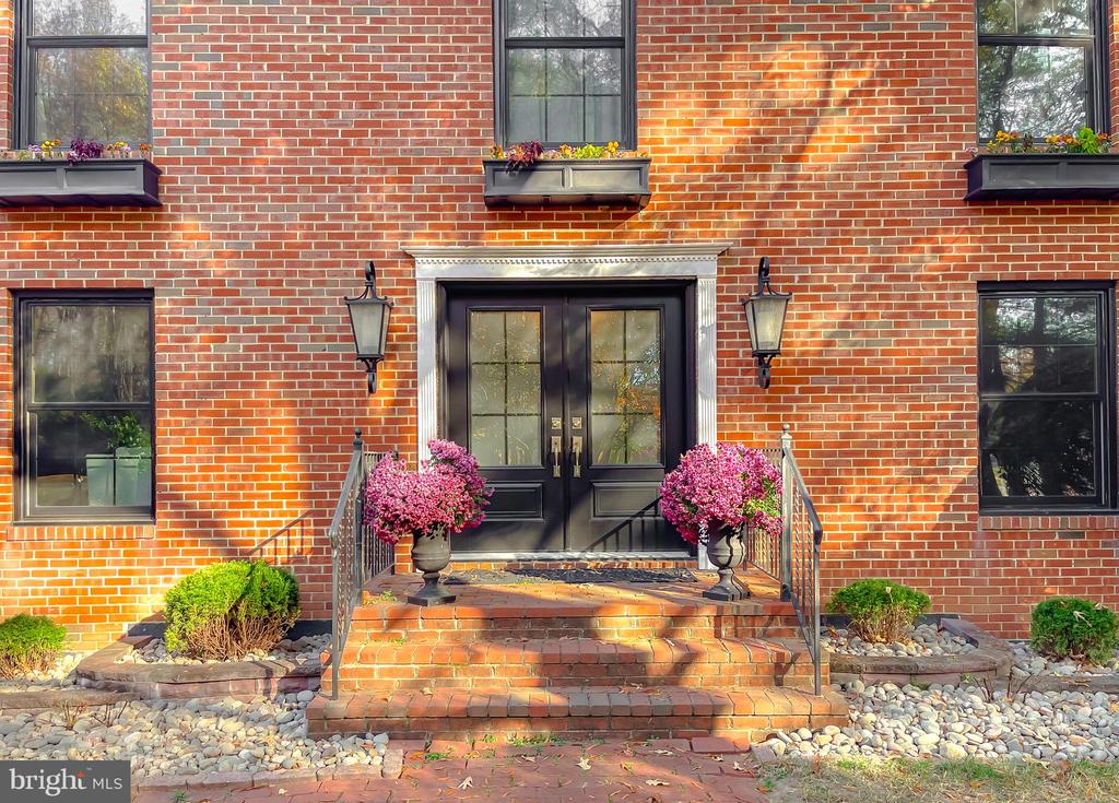11426 DANUBE COURT