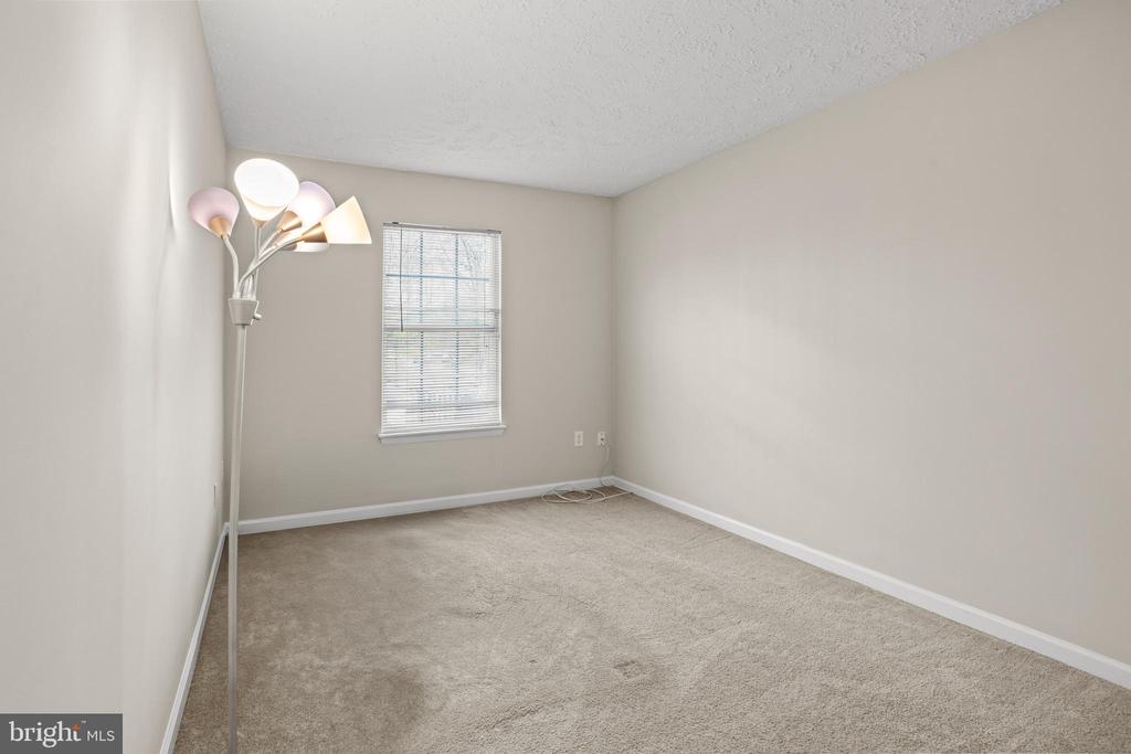 1010 DORSET DRIVE