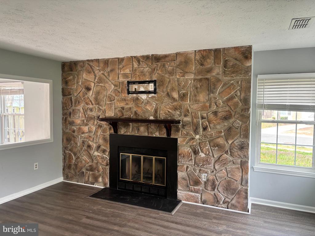 4112 BROADBILL DR
