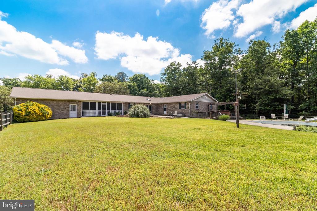 10907 TIMOTHY COURT