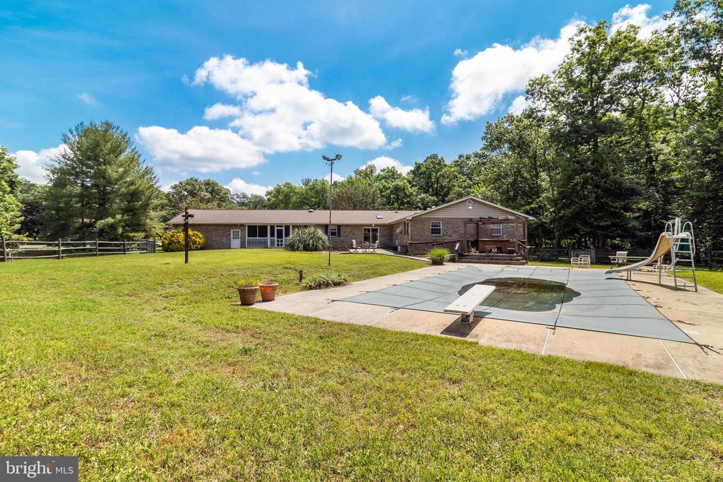 10907 TIMOTHY COURT