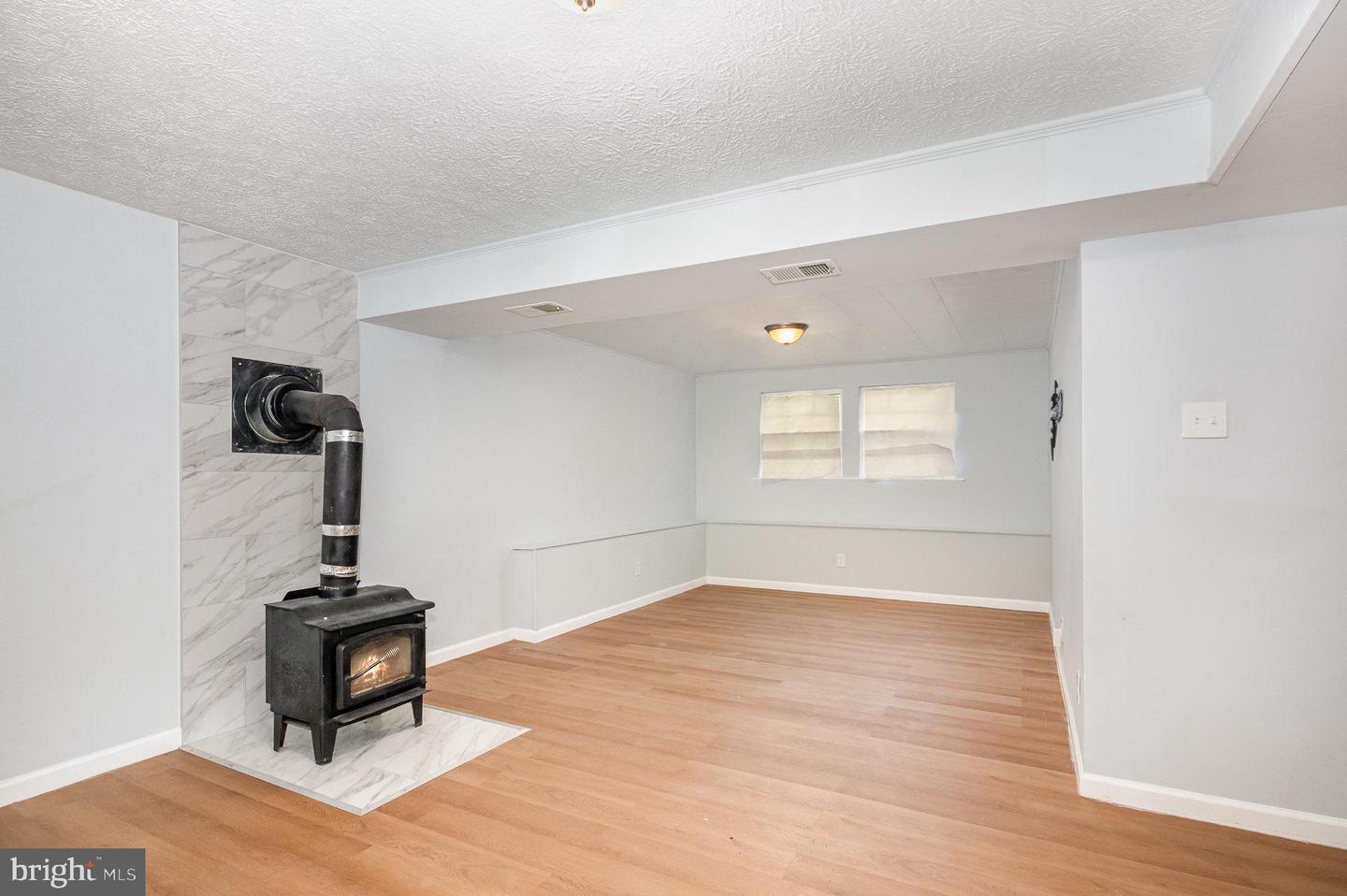 119 Jefferson Rd