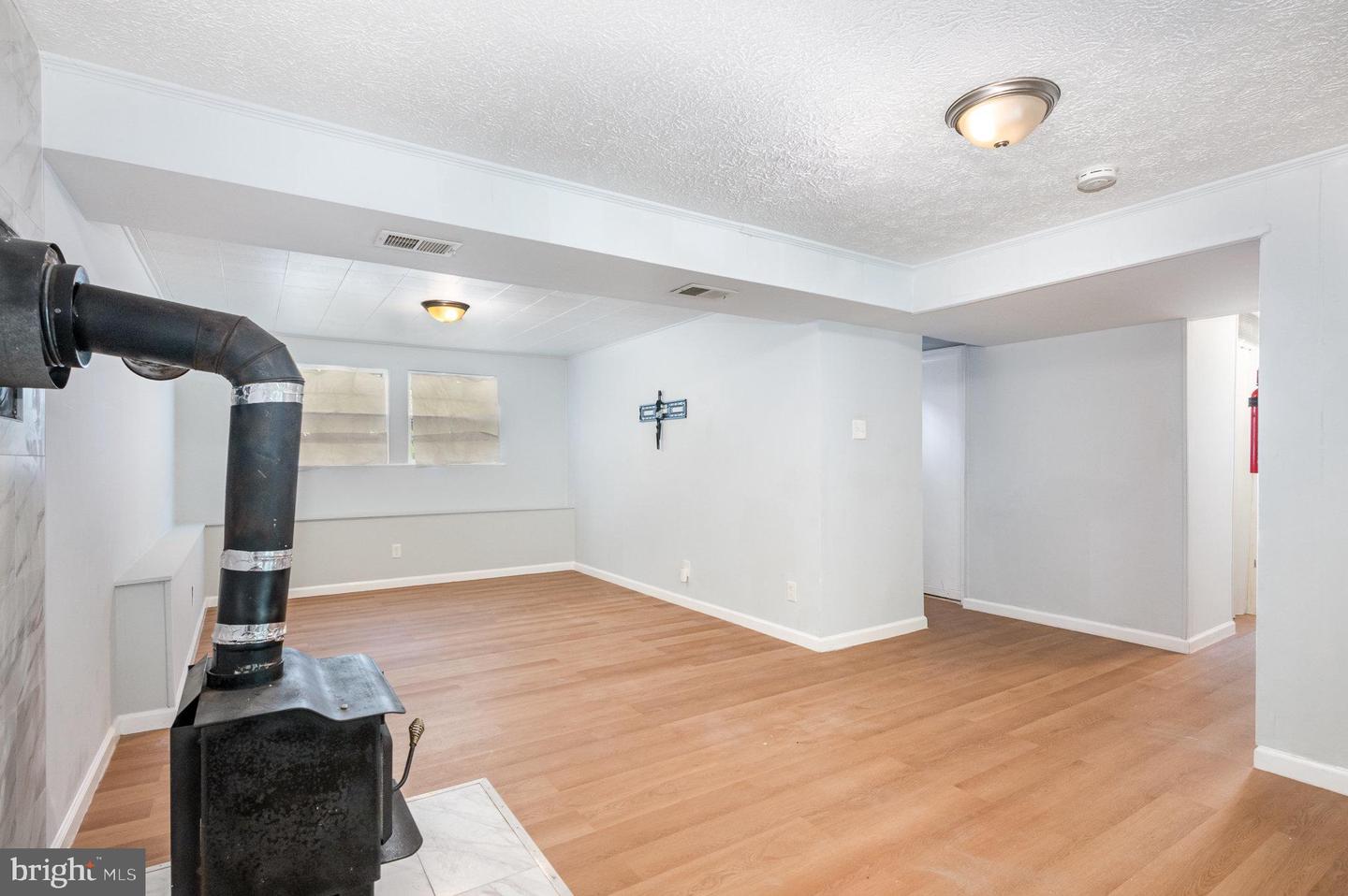 119 Jefferson Rd