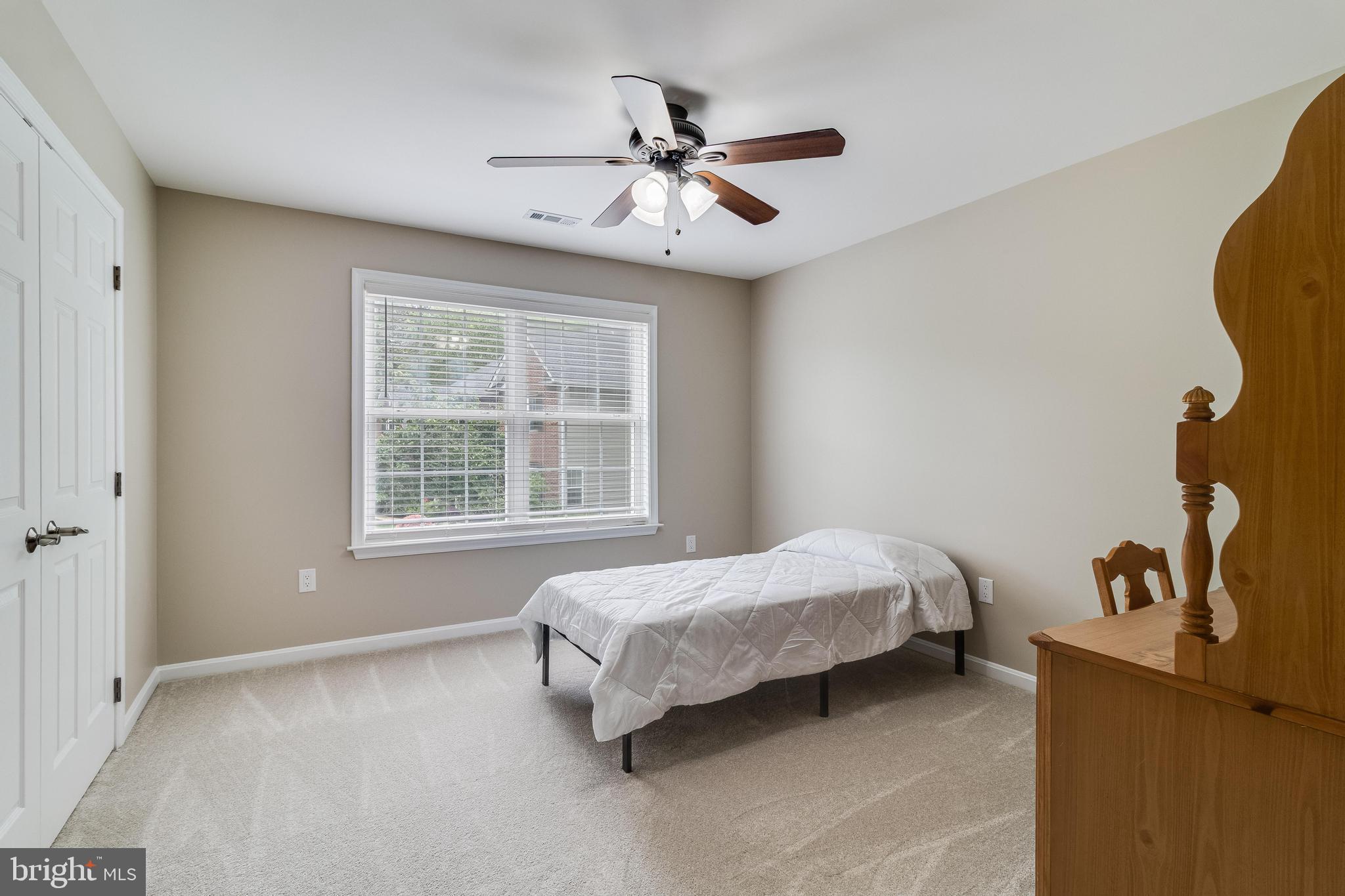 6422 HARD BARGAIN CIRCLE