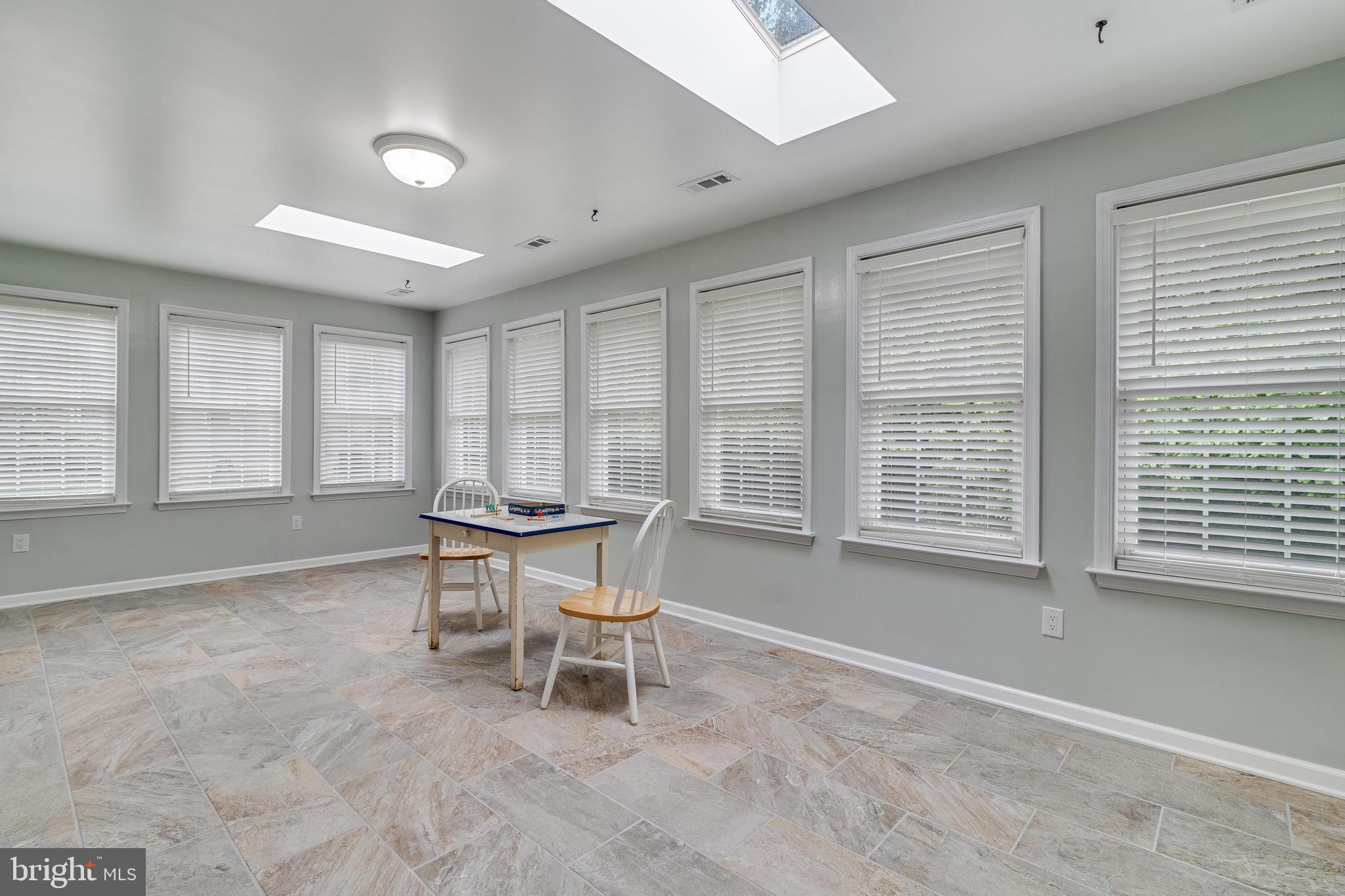 6422 HARD BARGAIN CIRCLE