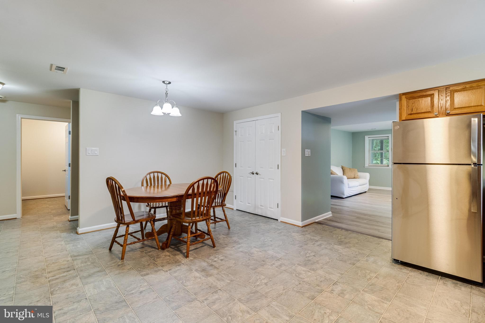 6422 HARD BARGAIN CIRCLE