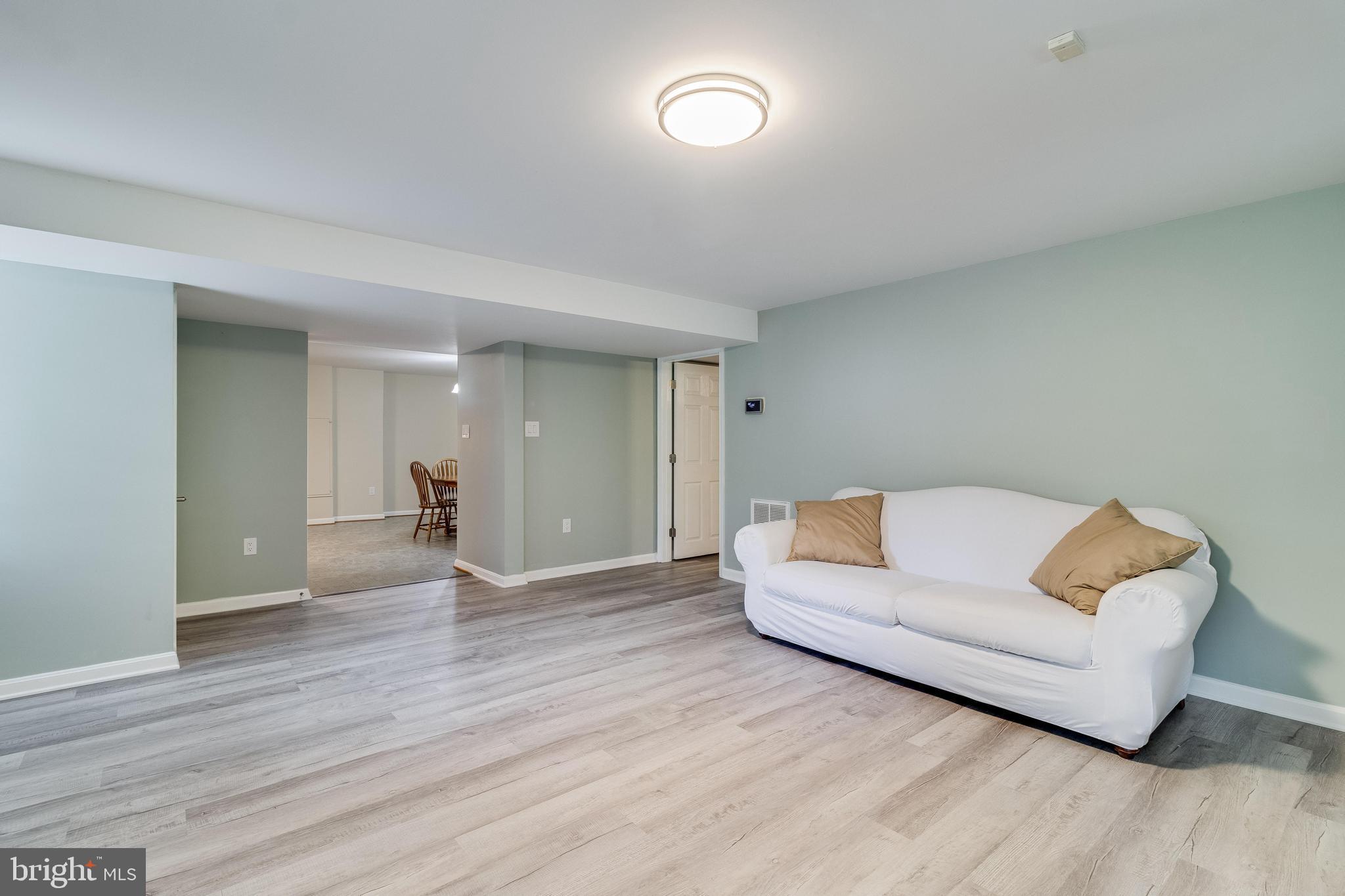 6422 HARD BARGAIN CIRCLE