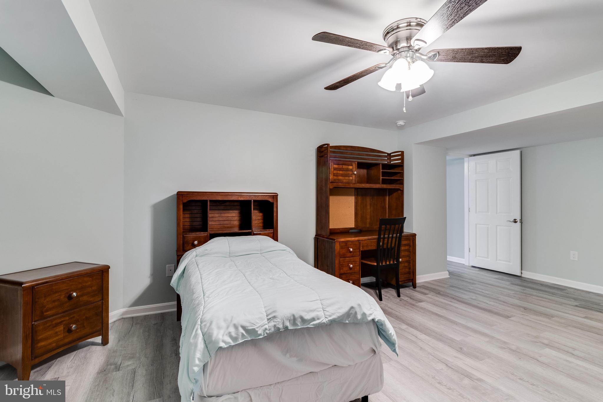 6422 HARD BARGAIN CIRCLE