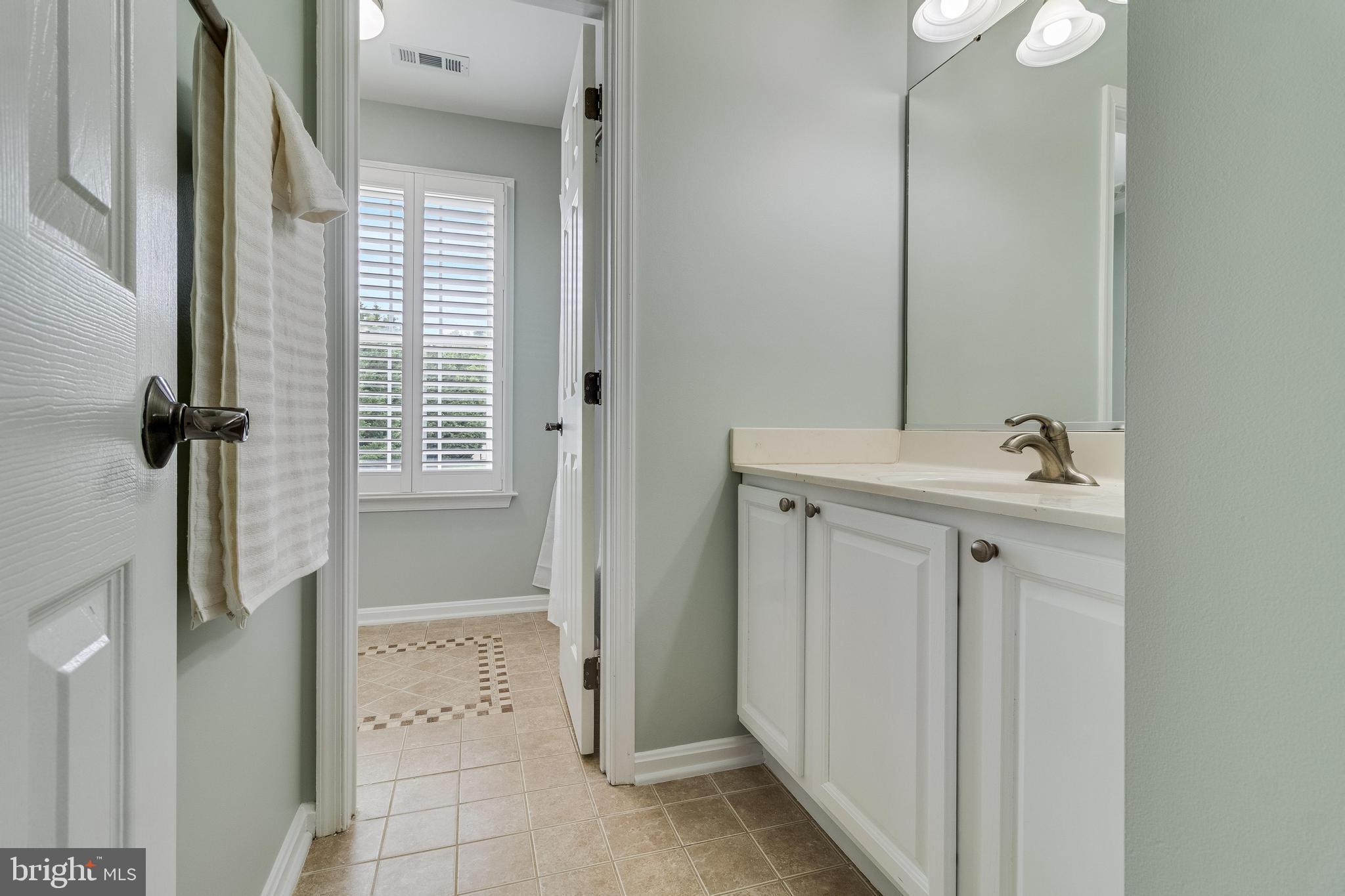 6422 HARD BARGAIN CIRCLE