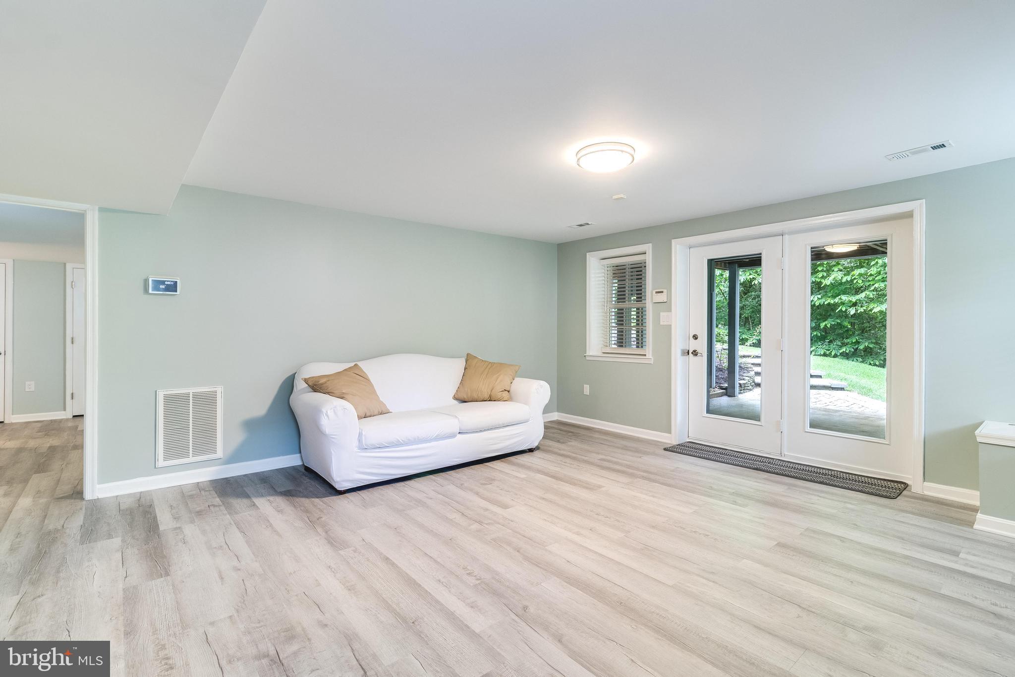 6422 HARD BARGAIN CIRCLE