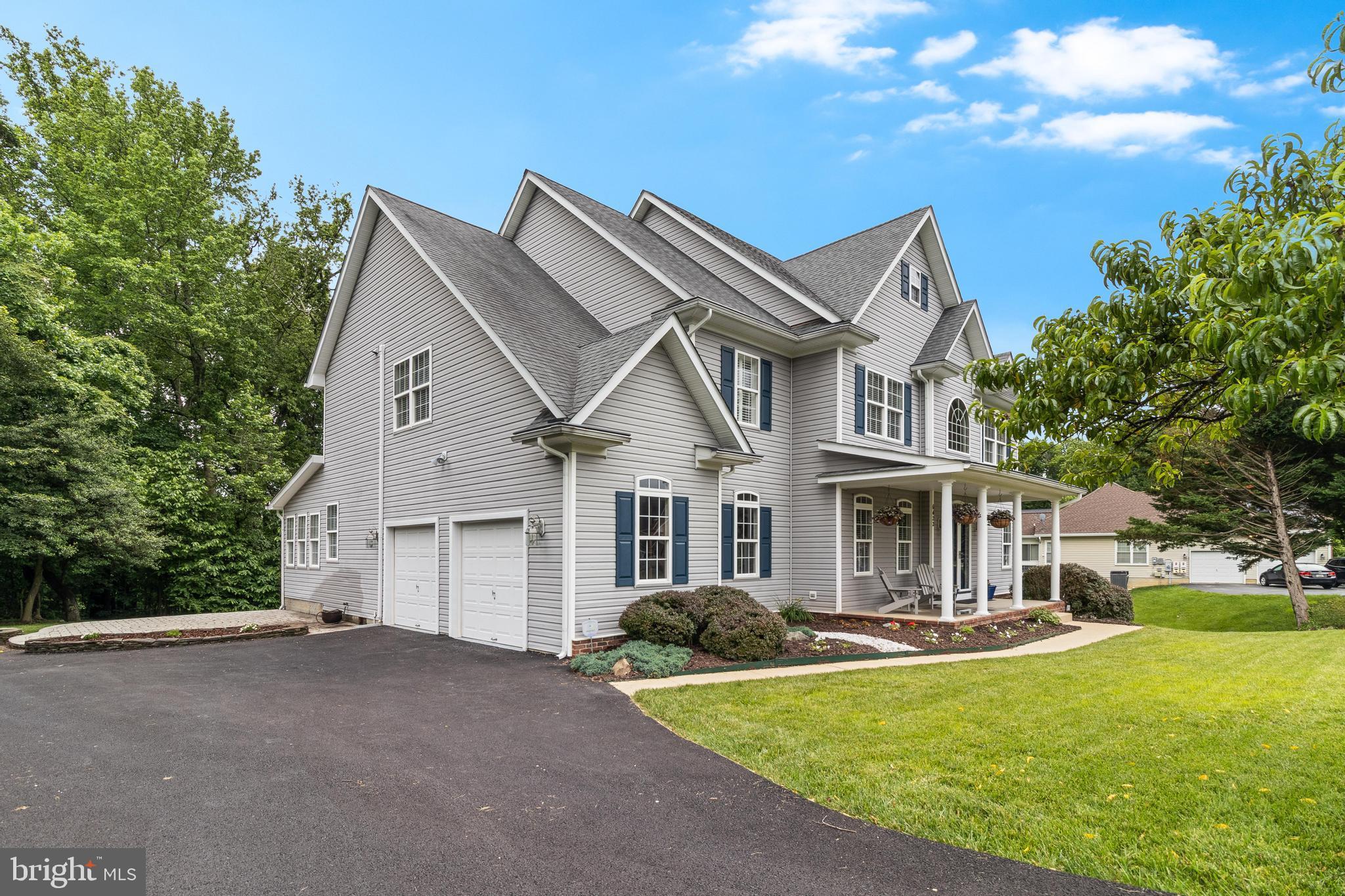 6422 HARD BARGAIN CIRCLE