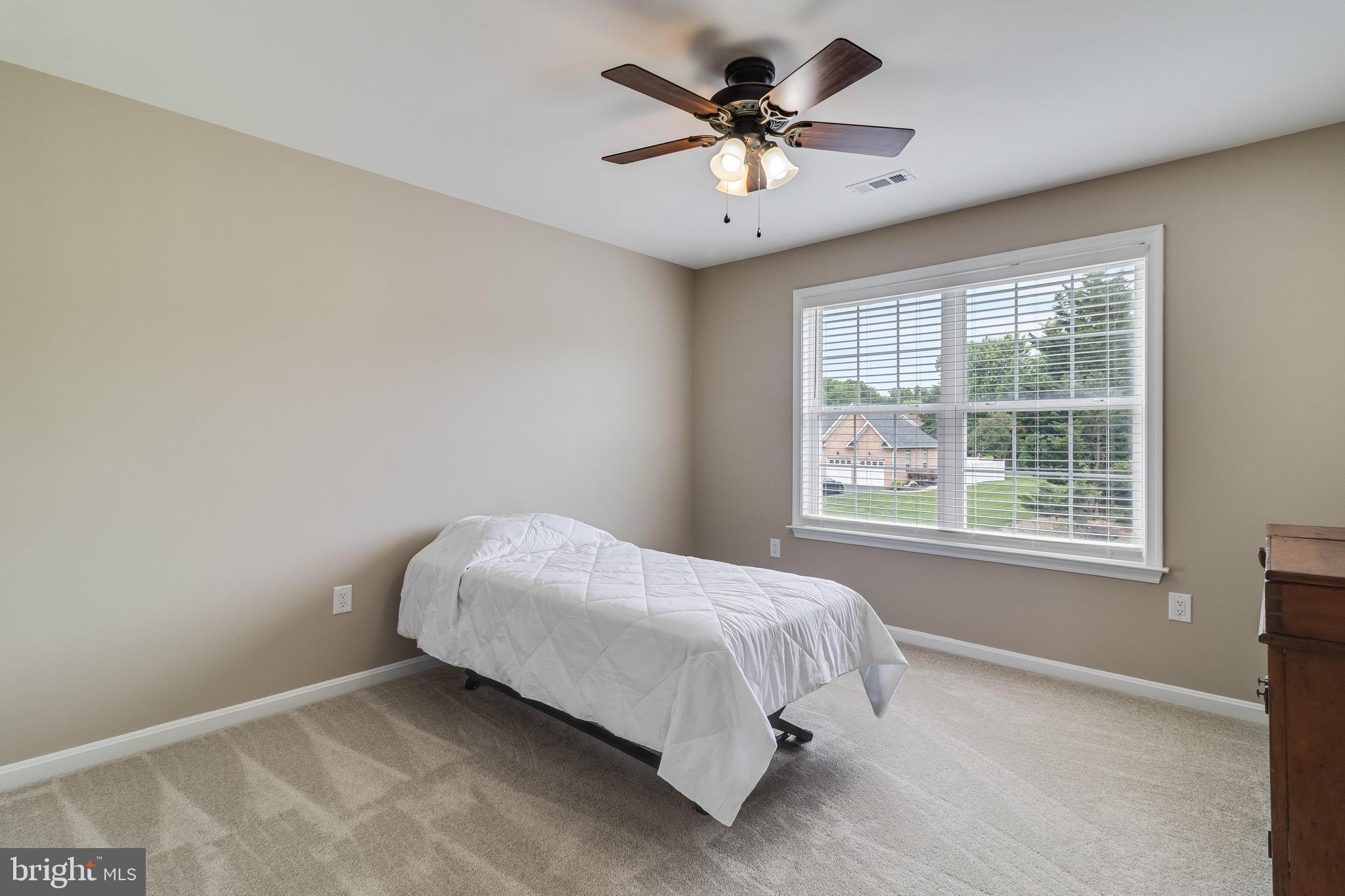 6422 HARD BARGAIN CIRCLE