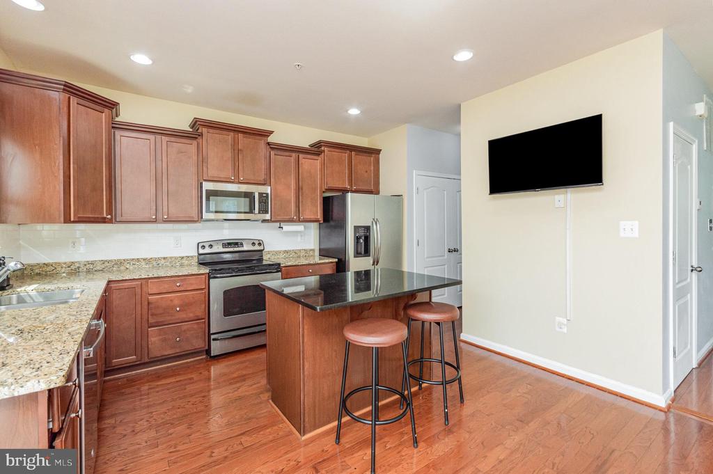 2872 Cameo Pl