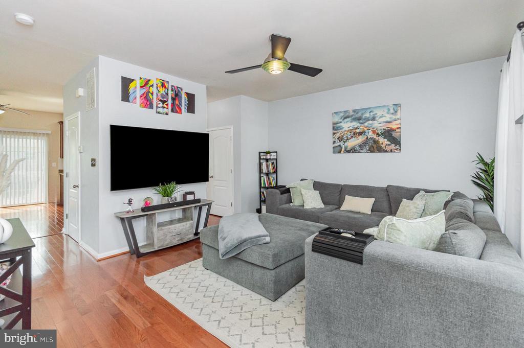 2872 Cameo Pl