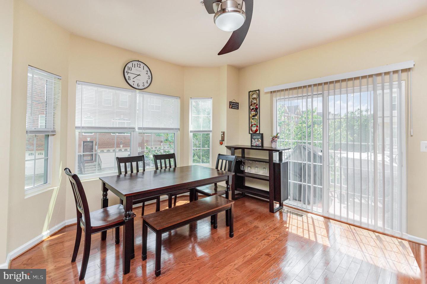 2872 Cameo Pl
