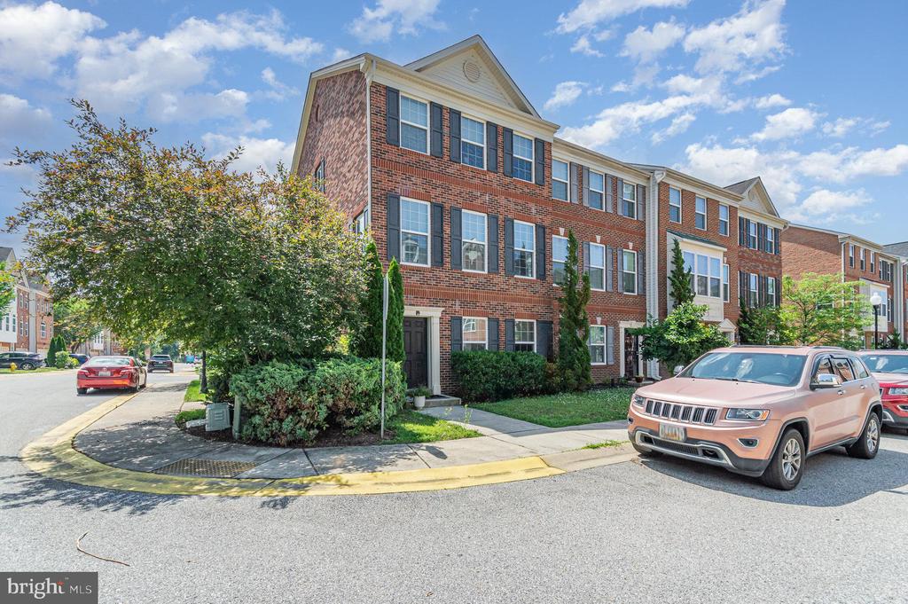 2872 Cameo Pl