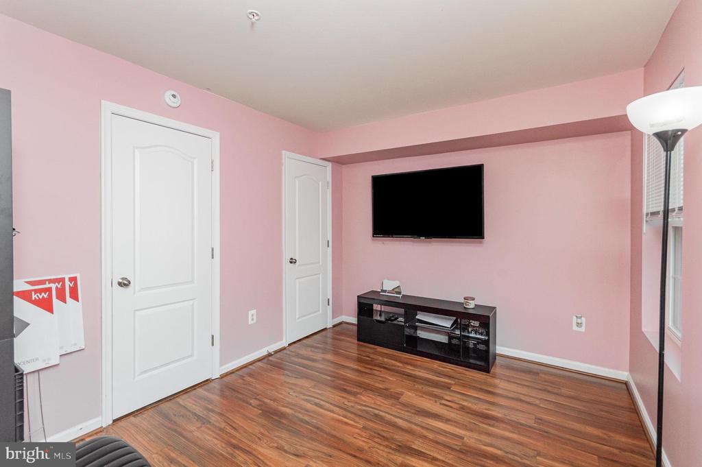 2872 Cameo Pl