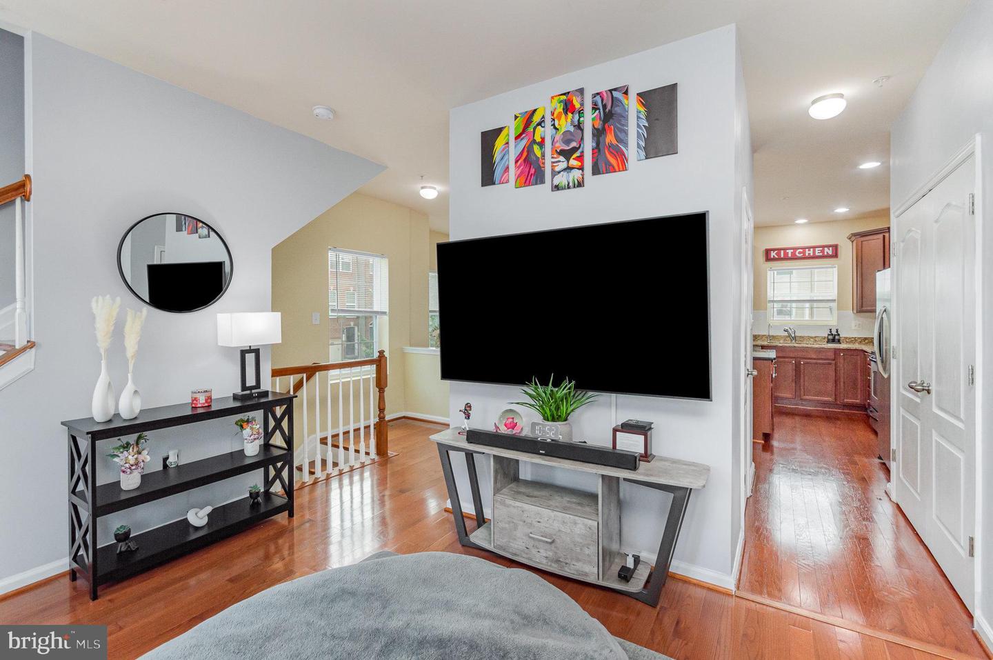 2872 Cameo Pl