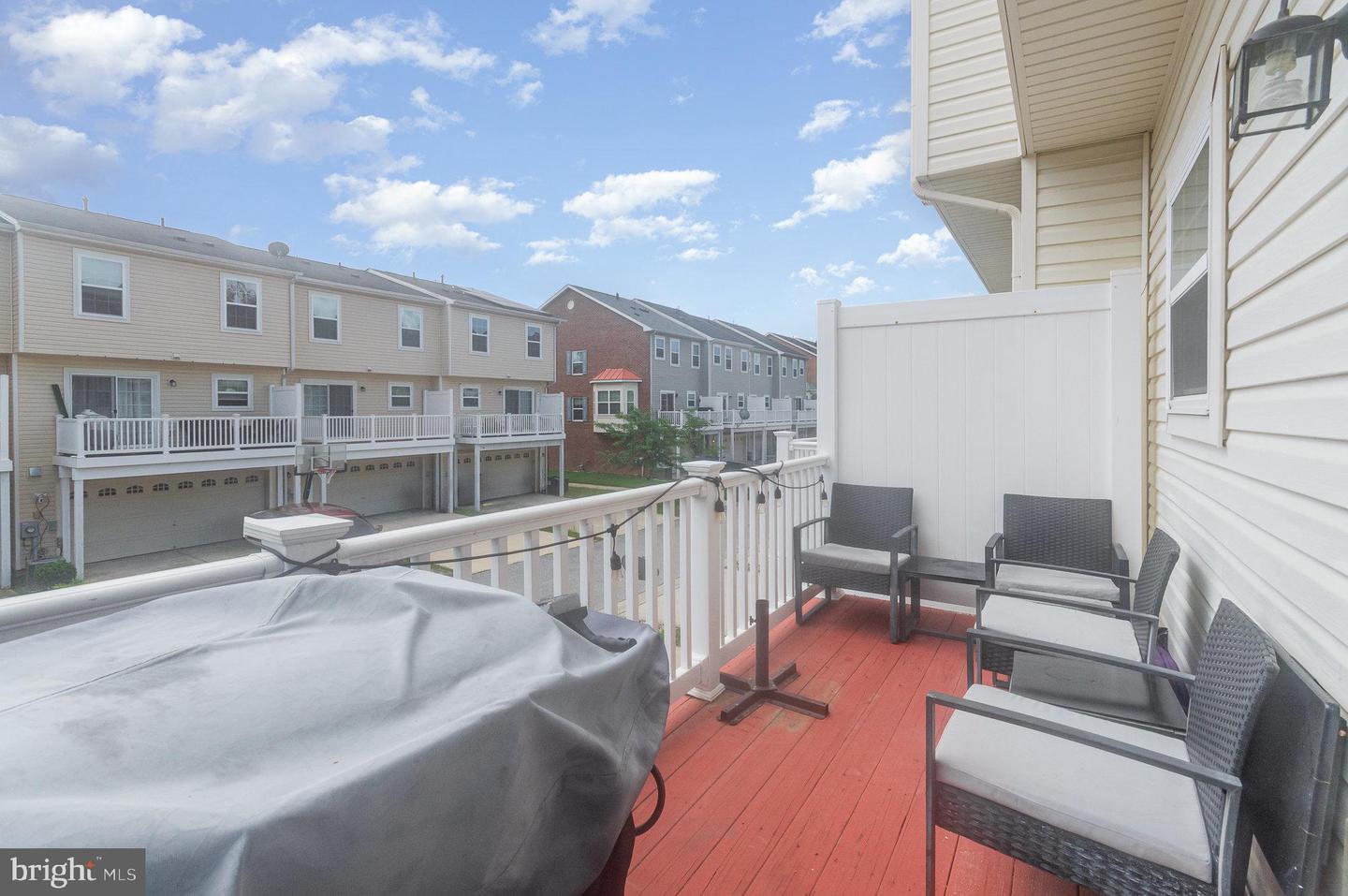 2872 Cameo Pl