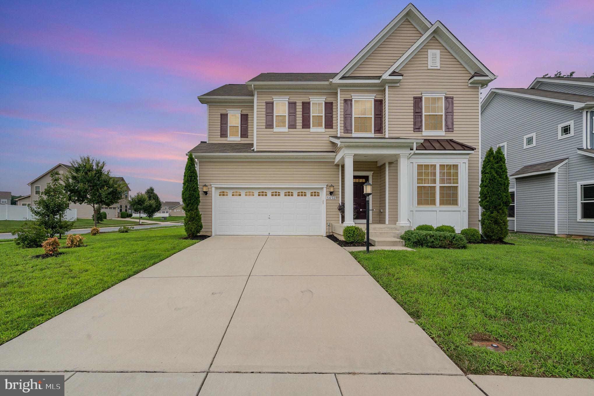 5452 Dundee Ln