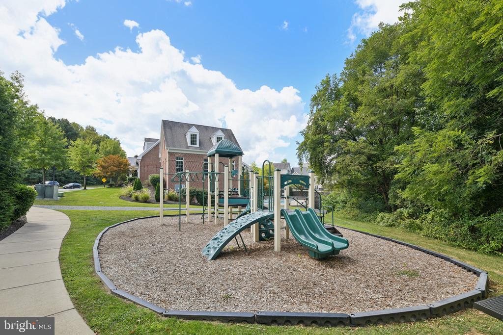 389 BUCKEYE CIRCLE