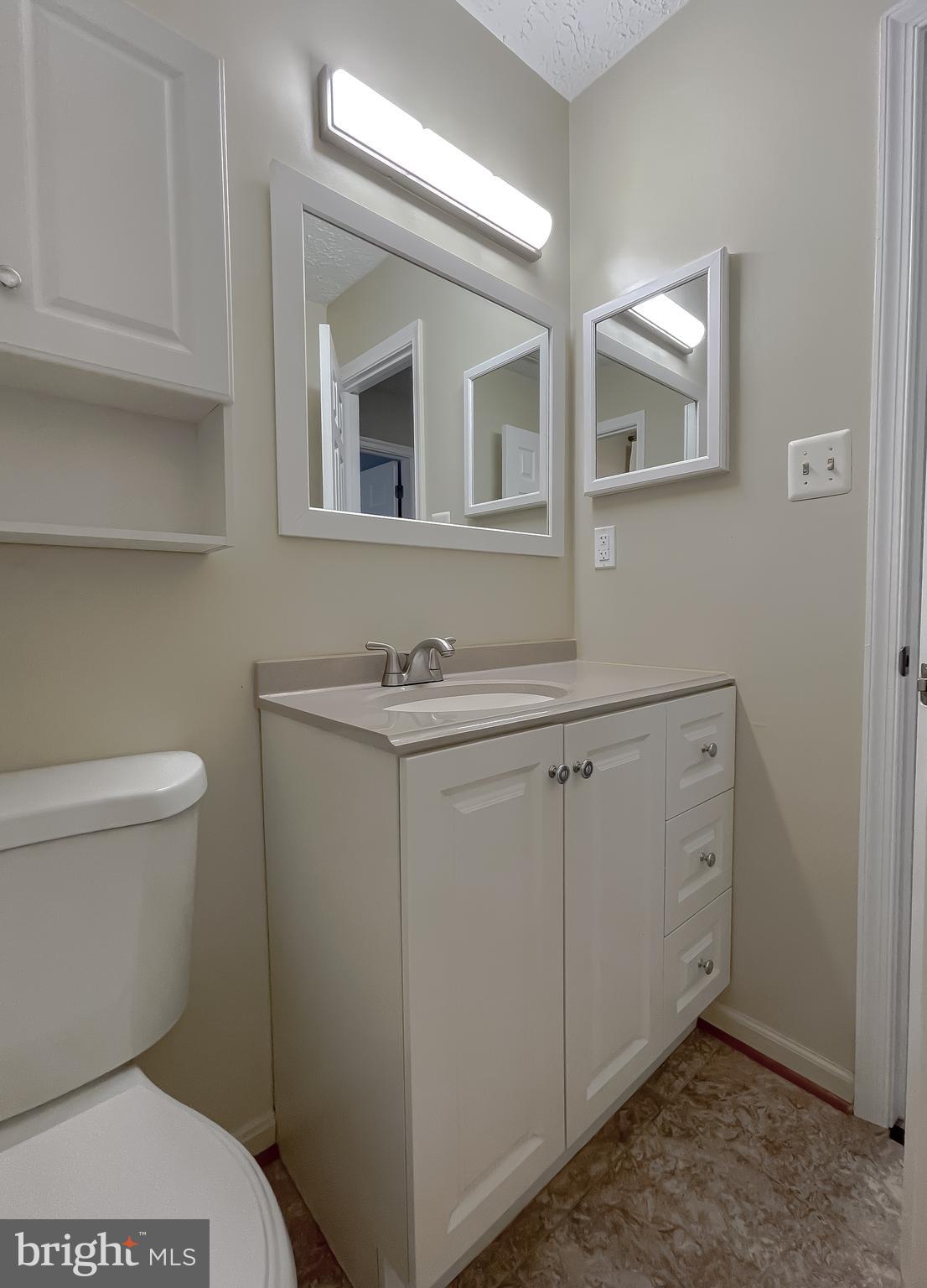 2287 VINE HILL COURT