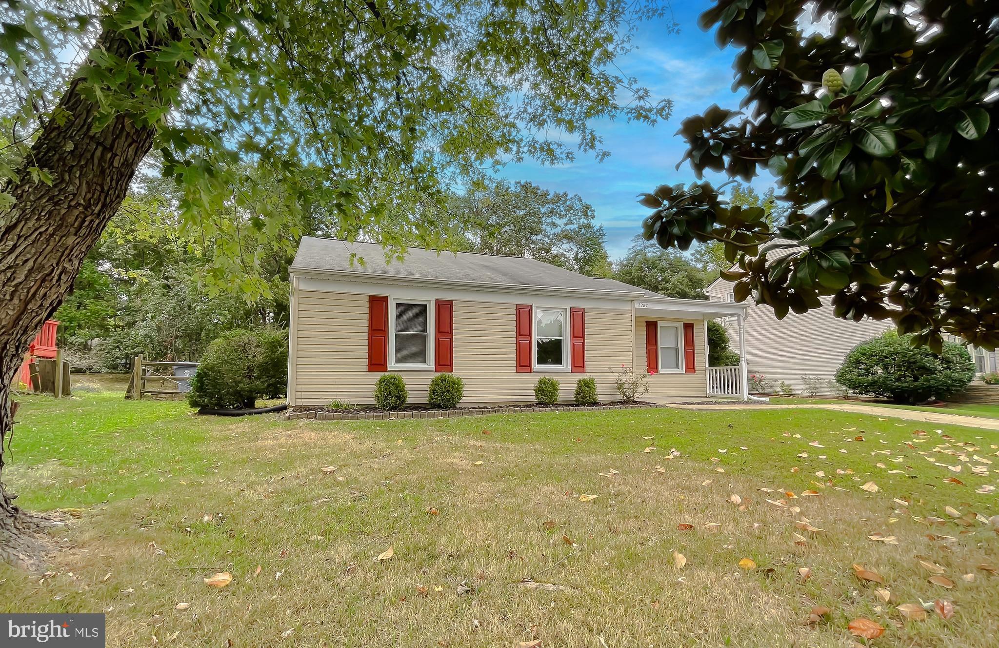 2287 VINE HILL COURT