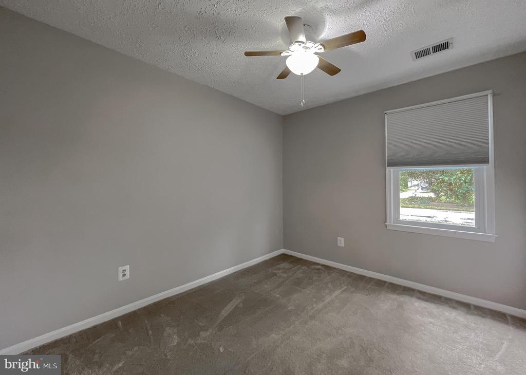 2287 VINE HILL COURT